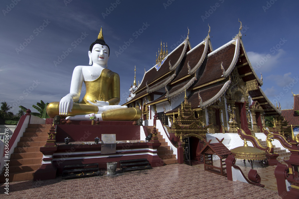 Fototapeta premium Wat Ratcha Montien at Chiangmai, Thailand.