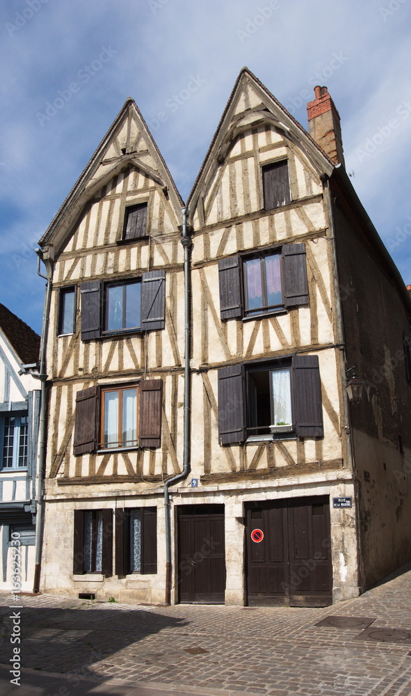 Altes Haus in Auxerre