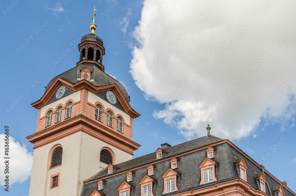 Blick auf die Schlosskirche  in Weilburg