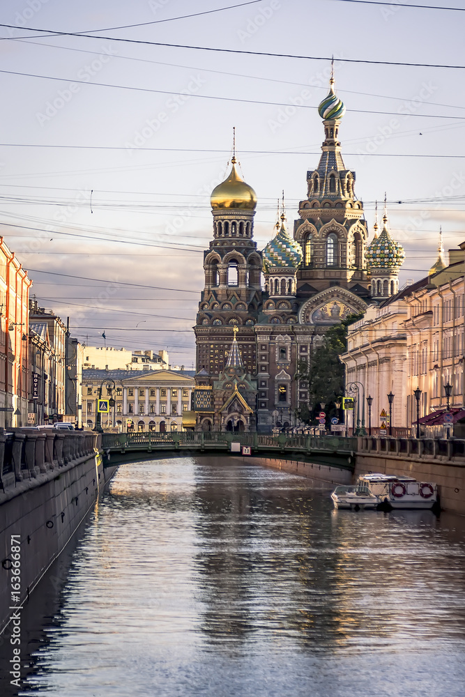 Obraz premium 29.06.2017 ,Saint Petersburg , Russia . Early morning at Nevsky Prospect