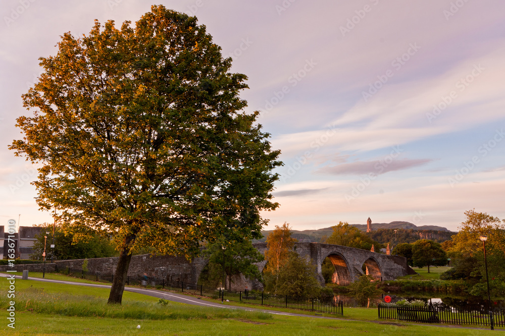 The famous Stirling Bridge and the National Wallace Monument at the back. The famous Stirling Bridge and the National Wallace Monument at the back.