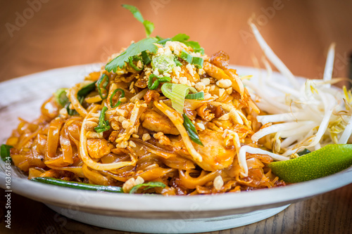 chicken pad thai noodles photo