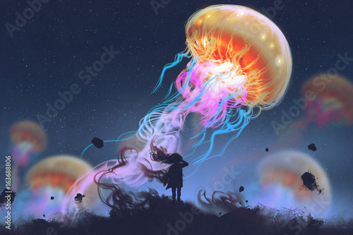 dziewczyna sylwetka patrząc na gigantyczne meduzy unoszące się na niebie, cyfrowy styl sztuki, malowanie ilustracji