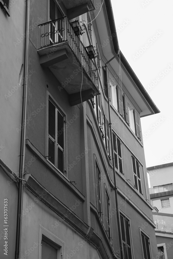 Obraz premium Typical mediterranean facade in Italy