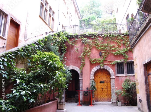 ruelle et traboule à Saint-Jean Vieux Lyon FRANCE
