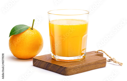Obraz na płótnie Glass of fresh orange juice isolate on white background, Fresh fruits Orange jui