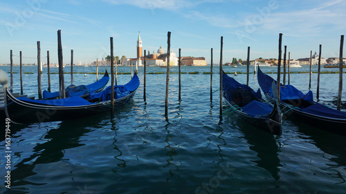 Boat in Venice © niramon