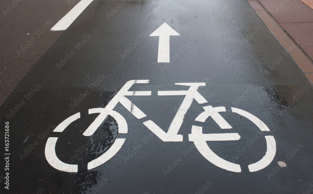 Pictogram Bicycle path on asphalt Pictogram Bicycle path on asphalt