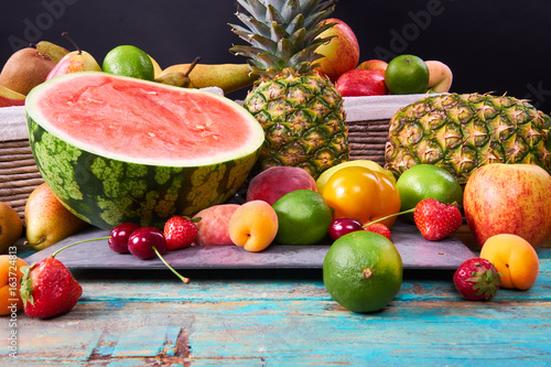 Fototapeta Naklejka Na Ścianę i Meble -  Colorful fruits