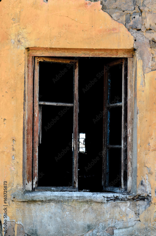 Old window without Windows.