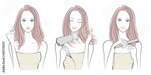 ヘアケアをする女性