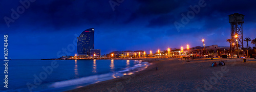 Barcelonetta at night