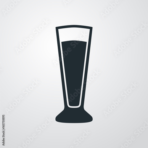 Icono plano vaso de cerveza ale en fondo degradado