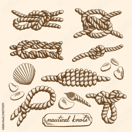 Set of nautical knots