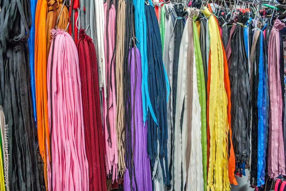 Colorful laces for shoes, sold in the market