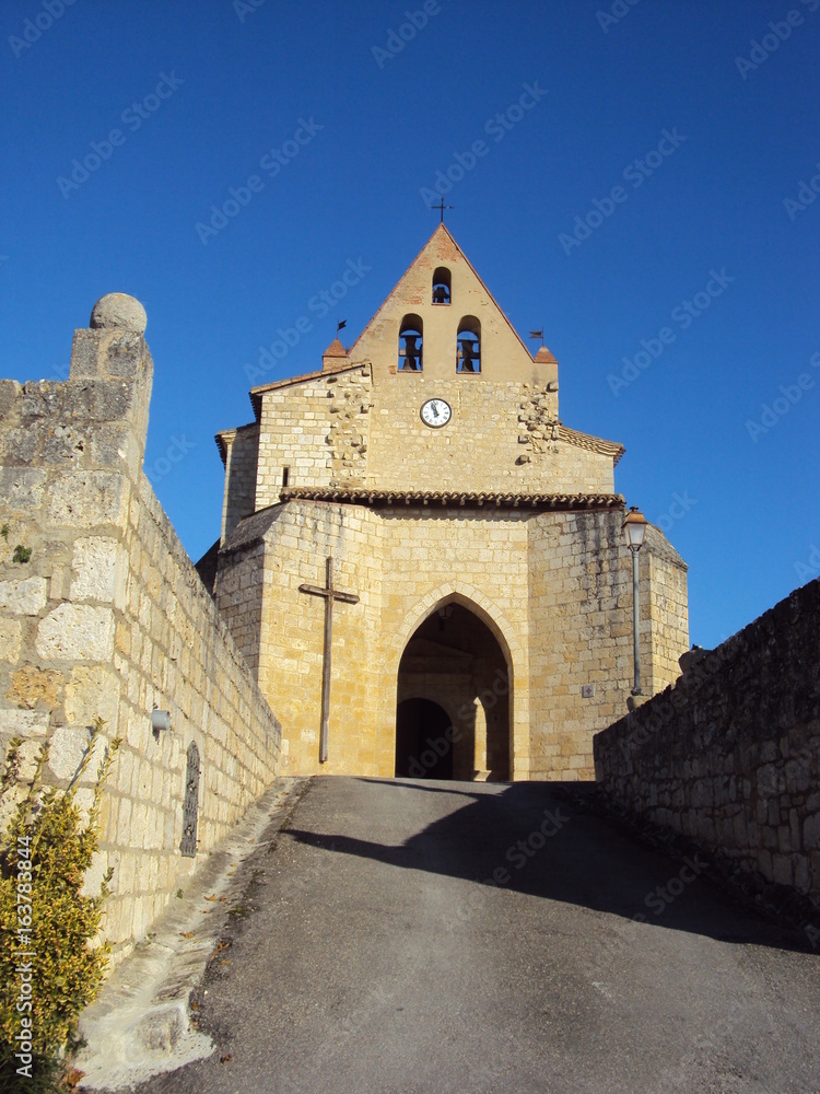 Eglise de Maubec dans le Tarn-et-Garonne