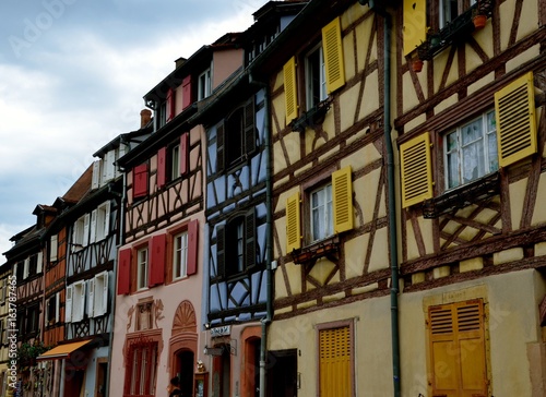 colmar façade architecture maison alsacienne couleur volet colombage 