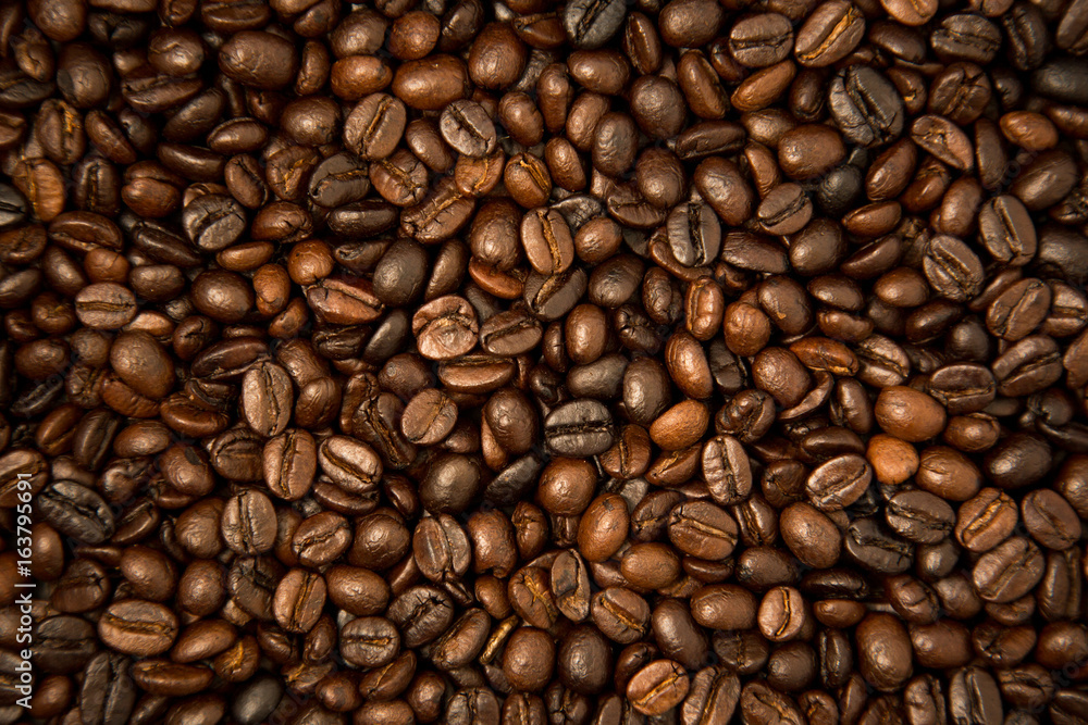 Fototapeta premium Roasted coffee bean groups use for background.