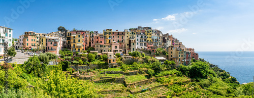 Malerisches Dorf von Corniglia, Cinque Terre, Italien photo