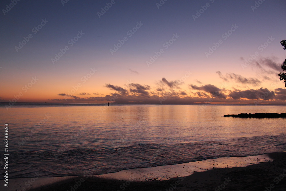 Coucher coleil Huahine - Huahine sunset - french polynesia Coucher coleil Huahine - Huahine sunset - french polynesia