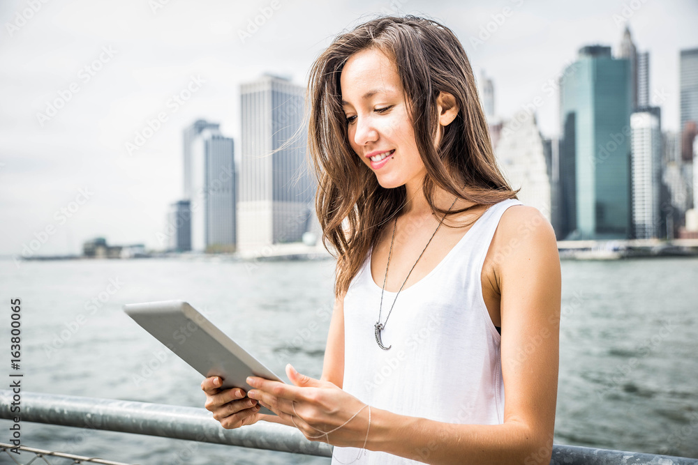 Fototapeta premium Woman with tablet