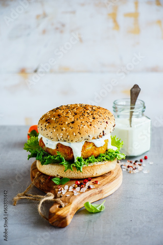 Healthy veggie burger