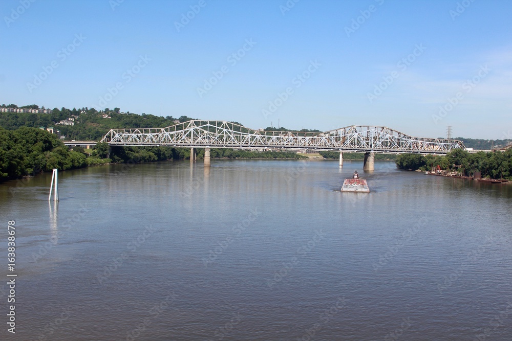 The bridge connecting Kentucky to Ohio. The bridge connecting Kentucky to Ohio.