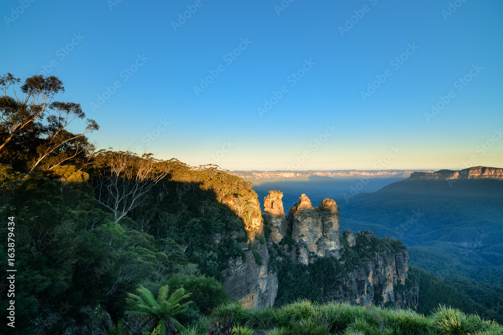 Mountains of The Three Sisters, Australia