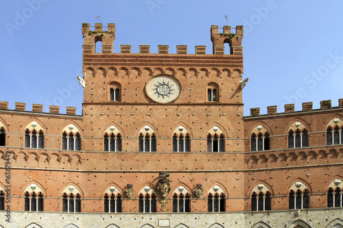 Obraz na płótnie Palazzo Pubblico in Siena, Italy w salonie