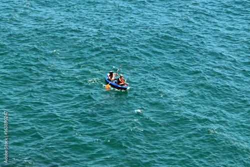Kayak en el mediterráneo