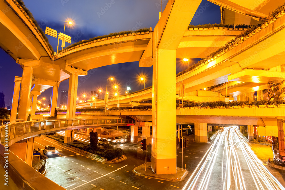 Fototapeta premium city viaduct closeup at night