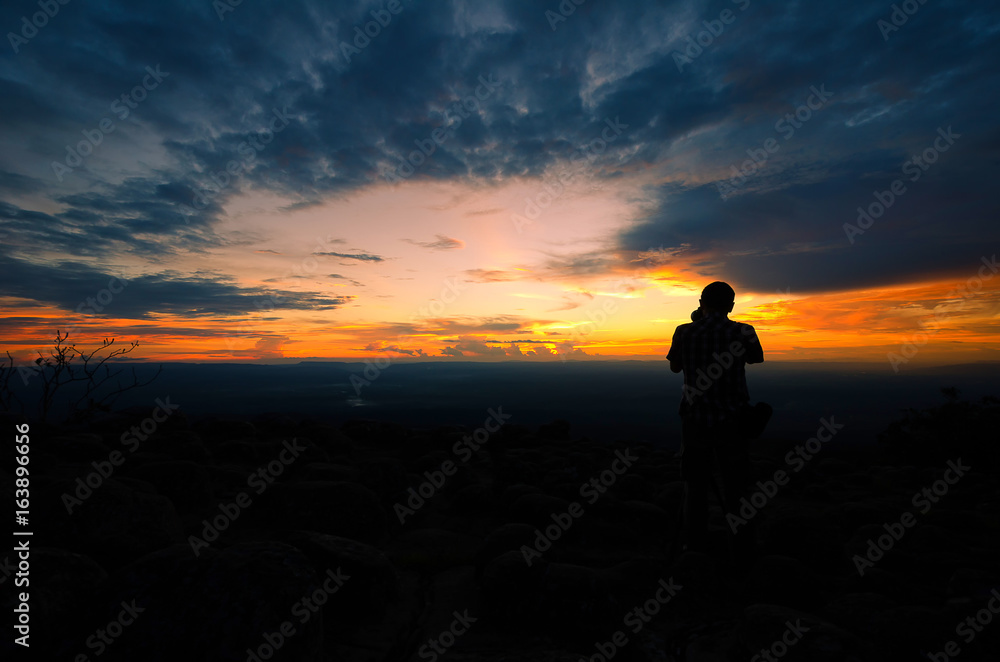 Obraz premium Twilight light on mountain.In Thailand.