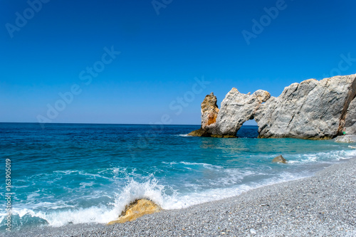 Fototapeta Naklejka Na Ścianę i Meble -  skiathos greece island lalaria beach