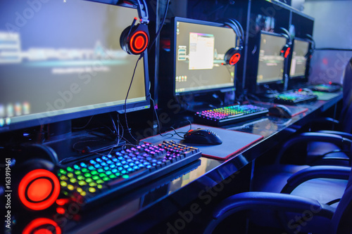 games computer online in internet cafe ,esports concept photo