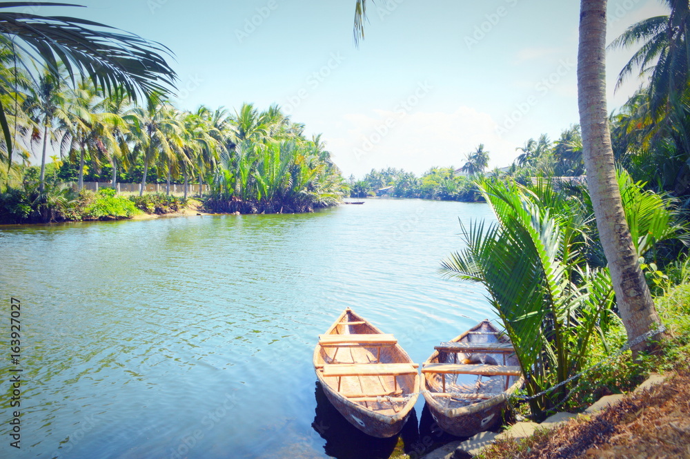 barque vietnam