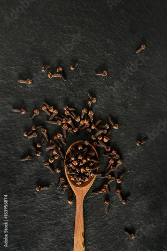 Cloves