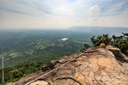 Blick auf die Ebene vom Preah Vihear Tempel Kambodscha, Grenze zu Thailand photo