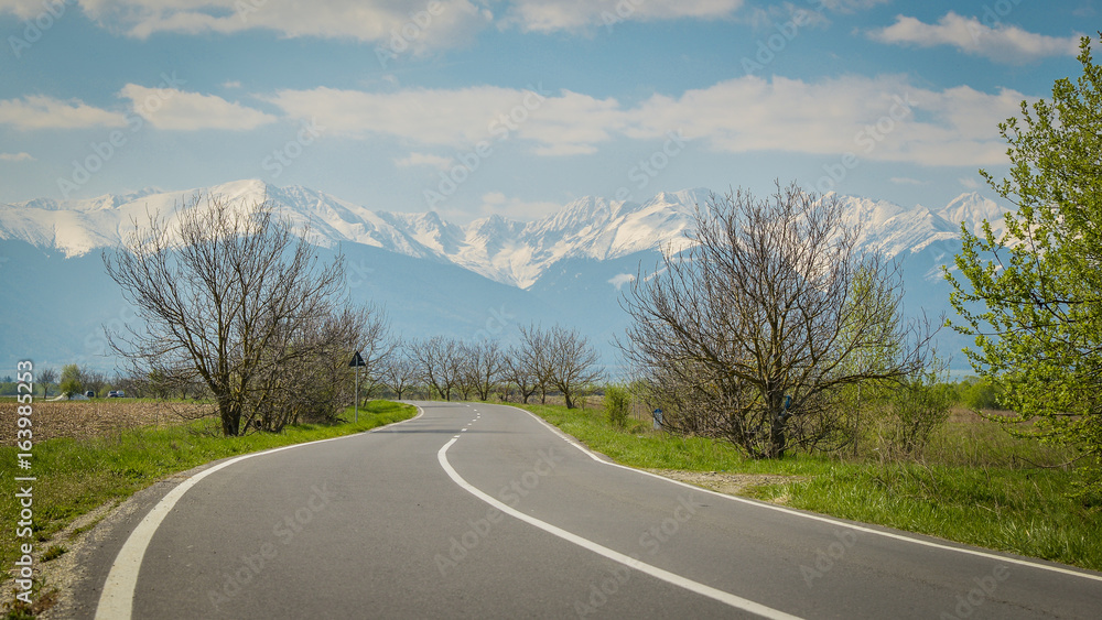 Fototapeta premium Country side road in Romania
