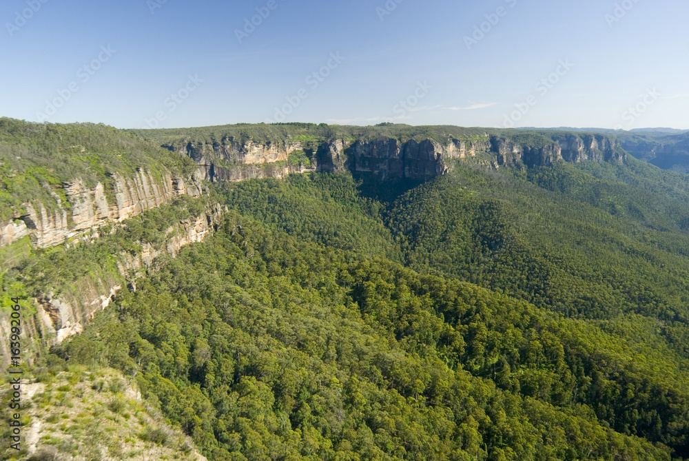 Scenic view of an escarpment in the Blue Mountains