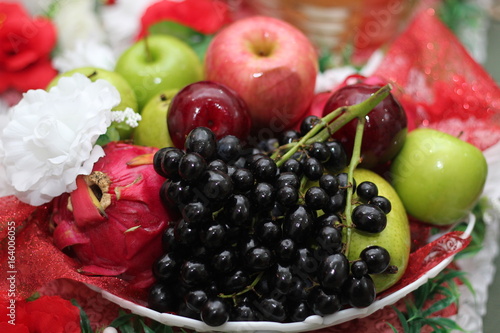 Fototapeta Naklejka Na Ścianę i Meble -  fresh fruit