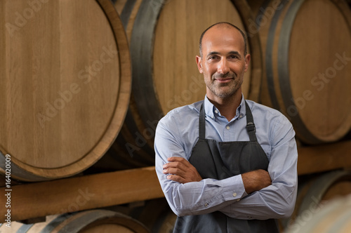 Quadro su tela Winemaker in cellar
