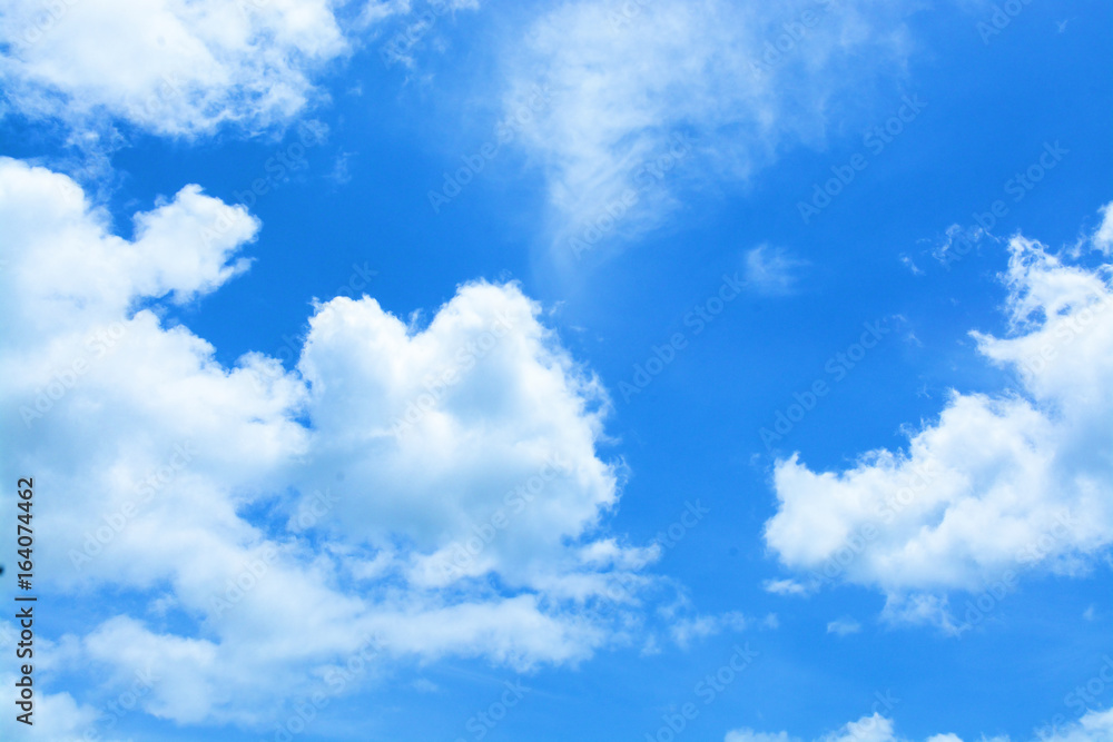 Obraz premium Beautiful blue sky and cloud as background