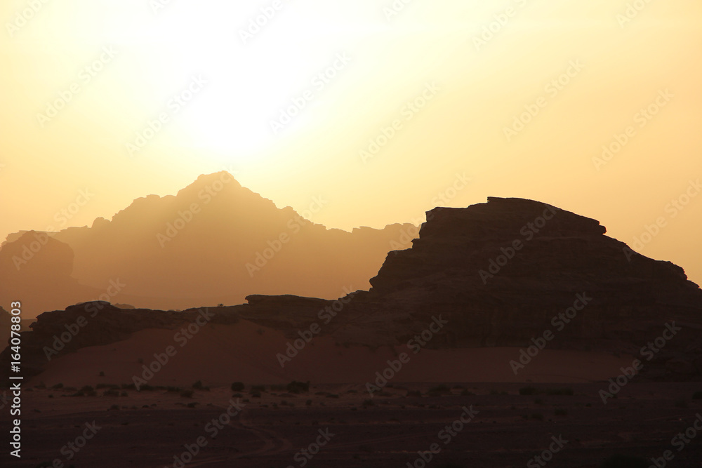 Coucher de soleil sur le Wadi Rum