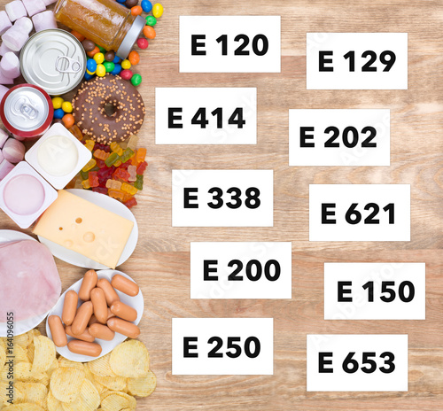 Foto Unhealthy food additives