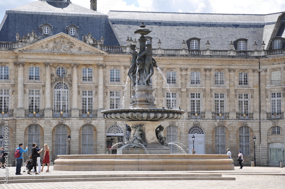Fontaine des 3 graces place de la bource Bordeaux