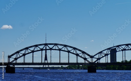 Fluss Düga in Riga in Lettland © Clarini