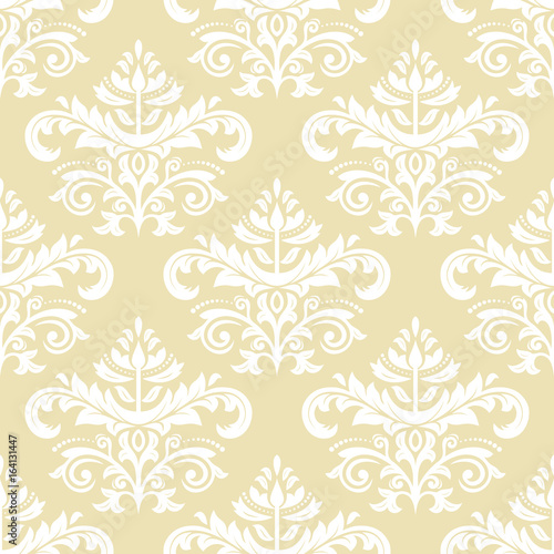 Oriental classic golden and white pattern. Seamless abstract background with repeating elements. Orient background