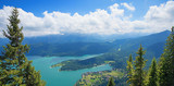 Blick auf den türkisblauen Walchensee, Oberbayern
