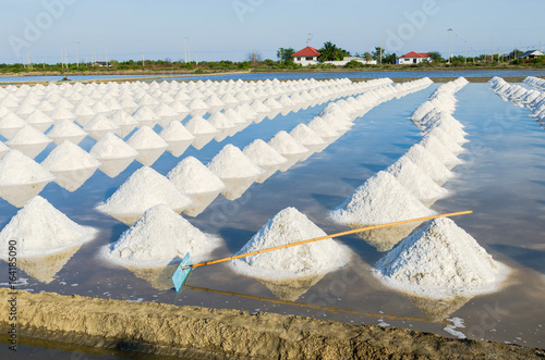 Schilderij op canvas Salt ,seawater,sea salt farm,Raw Salt,sea