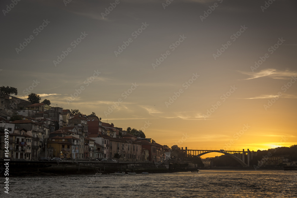 Landscape of the city of Porto (Vila de Gaia) at sunset